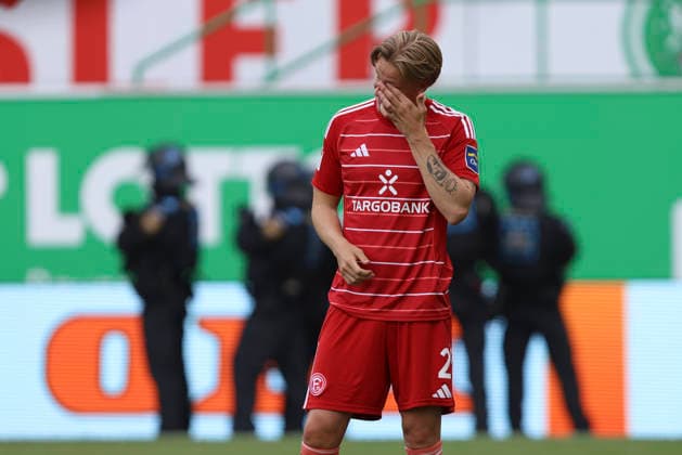 Jesper Daland Fortuna Düsseldorf looks dejected during the 2 Bundesliga match between SpVgg Greuther Fürth and Fortuna Düsseldorf at Sportpark Ronhof Thomas Sommer on May 17, 2026 in Fürth, Germany Photo by Oliver Kaelke DeFodi Images Jesper Daland Fortuna Düsseldorf looks dejected during the 2 Bundesliga match between SpVgg Greuther Fürth and Fortuna Düsseldorf at Sportpark Ronhof Thomas Sommer on May 17, 2026 in Fürth, Germany Photo by Oliver Kaelke DeFodi Images Photo by Oliver Kaelke DeFodi Images