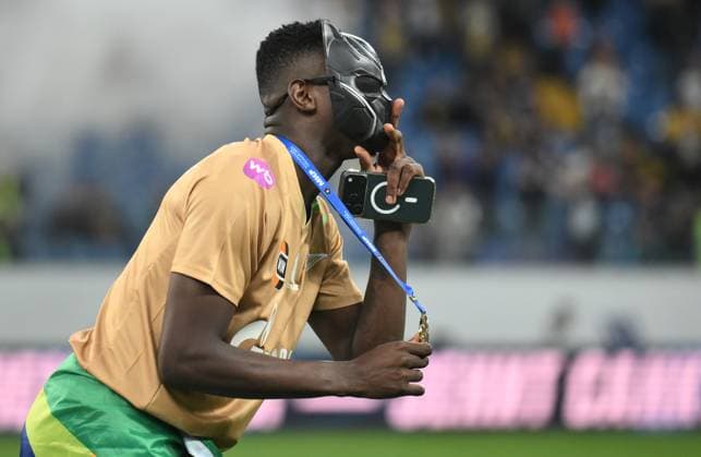 Russia Soccer Premier-League Rostov - Zenit 9167723 17.05.2026 Zenit s Luiz Henrique celebrates his team s 2025 2026 Russian Premier-League championship after winning the soccer match against Rostov Rostov-on-Don, in Rostov-on-Don, Russia., RPL Vladimir Astapkovich Sputnik Rostov-on-Don Russia  Copyright: xVladimirxAstapkovichx