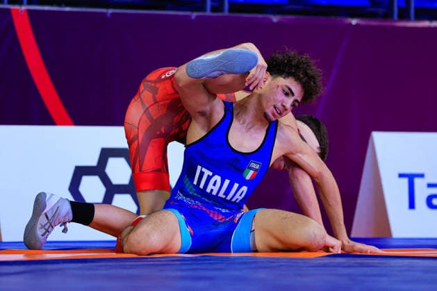 U17 Wrestling European Championships 60kg FS Stefano Garcia Valdes ITA df Balazs Hideg HUN Samokov Arena Samokov Bulgaria Copyright: xKostadinxAndonov xUnitedxWorldxWrestlingx Kostadin Andonov United World Wrestling