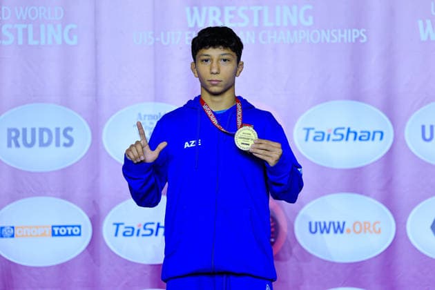 U17 Wrestling European Championships Podium 51kg FS Gold Ibrahim Hasanov AZE Samokov Arena Samokov Bulgaria Copyright: xKostadinxAndonov xUnitedxWorldxWrestlingx Kostadin Andonov United World Wrestling