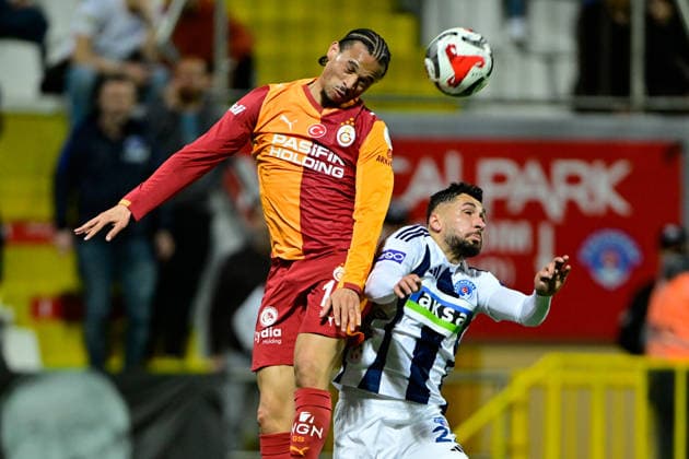 Football, Turkey, Kasimpasa SK - Galatasaray Istanbul