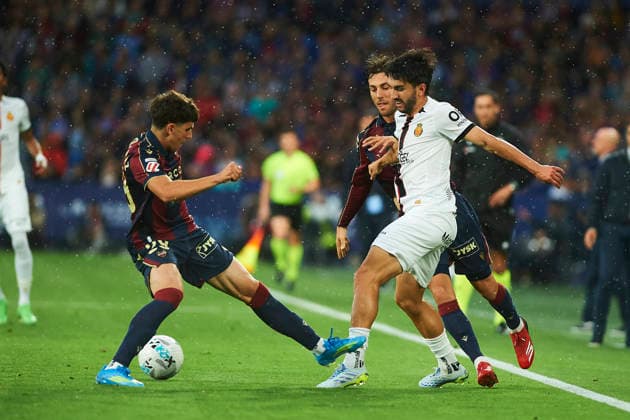 Nacho Perez Levante UD and Manu Morlanes RCD Mallorca during the LaLiga EA Sports match between Levante UD and RCD Mallorca at Ciudad de Valencia on May 17, 2026 in Valencia, Spain Photo by Maria Jose Segovia DeFodi Images