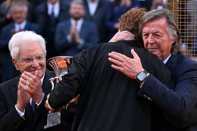 May 17, 2026, Rome, Italy: Italian tennis player Jannik Sinner (C) receives the trophy from Italian President of the Republic, Sergio Mattarella (L), and Italian former tennis player Adriano Panatta (R) during the award ceremony after winning his men s final match against Casper Ruud of Norway (not pictured) at the Italian Open tennis tournament in Rome, Italy, 17 May 2026. ANSA RICCARDO ANTIMIANI. Italian Open Tennis Tournament  - ZUMAa110 20260517_zaf_a110_148 Copyright: xRiccardoxAntimianix