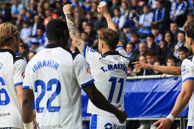 ESP LaLiga EA Sports Real Oviedo v Alaves Toni Martinez scores goal 0 1 for Alaves and celebrates his goal during LaLiga EA Sports, between Real Oviedo v Alaves played at Carlos Tartiere Stadium in Oviedo on May 17th, 2026 in Spain Oviedo Spain Futbol Copyright: xAgenciaxLOFx