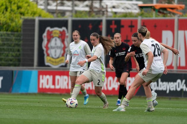LEVERKUSEN, GERMANY - MAY 17: Chiara D?Angelo (2 SV Werder Bremen) in action during the Google Pixel Frauen-Bundesliga match between Bayer 04 Leverkusen and SV Werder Bremen at Ulrich-Haberland-Stadion on May 17, 2026 in Leverkusen, Germany. (Photo by Qianru Zhang Press Photo) Copyright: xQianruxZhang SPPx Sportspressphoto_SPR148982