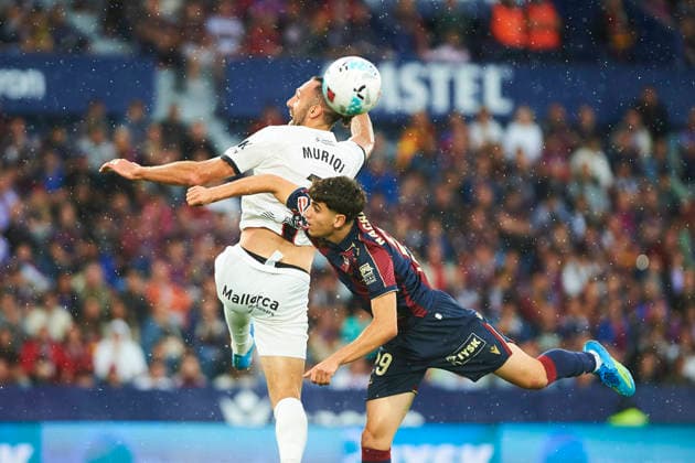 Vedat Muriqi RCD Mallorca and Nacho Perez Levante UD during the LaLiga EA Sports match between Levante UD and RCD Mallorca at Ciudad de Valencia on May 17, 2026 in Valencia, Spain Photo by Maria Jose Segovia DeFodi Images