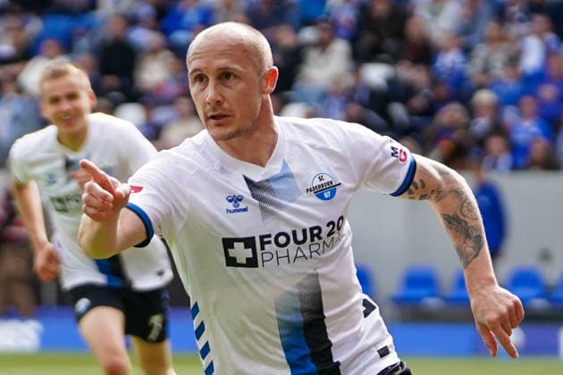 Germany Soccer 2 Liga 2025 2026, Matchday 34 SV Darmstadt 98 vs SC Paderborn 07 Merck Stadion am Böllenfalltor Darmstadt Sven Michel SCP, 11 Goal and goal celebration to 0 2 for SC Paderborn 07 Copyright: xTobiasxWentzellx