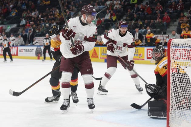17 05 2026 Swiss Life Arena Zurich , SWITZERLAND, Men IIHF World Championship Zurich 2026 Group A Germany Latvia Toms Andersons LAT in front of goalkeeper Philipp Grubauer GER when scoring 0 1
