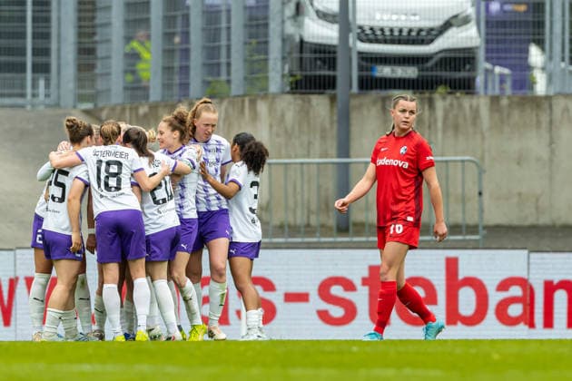 Greta Stegemann Sport Club Freiburg looks dejected during the Women s Soccer Bundesliga match between SGS Essen and Sport Club Freiburg at Stadion an der Hafenstrasse on May 17, 2026 in Essen, Germany, Germany Photo by Mario Hommes DeFodi Images Greta Stegemann Sport Club Freiburg looks dejected during the Women s Soccer Bundesliga match between SGS Essen and Sport Club Freiburg at Stadion an der Hafenstrasse on May 17, 2026 in Essen, Germany Photo by Mario Hommes DeFodi Images DFL regulations prohibit any use of photographs as image sequences and or quasi video