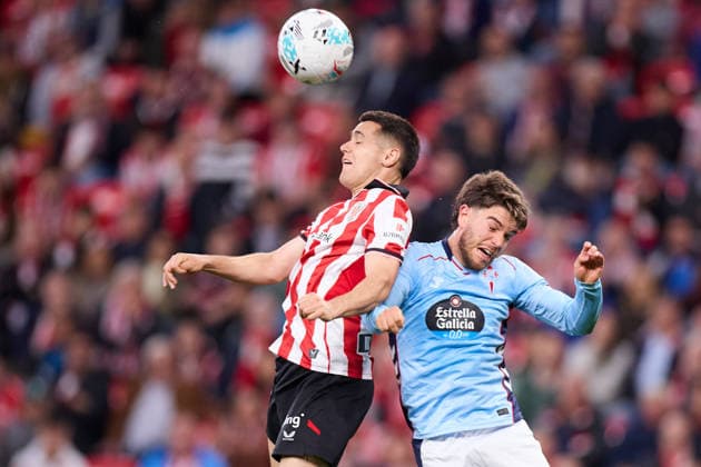 May 17, 2026, Bilbao, Vizcaya, SPAIN: Urko Izeta of Athletic Club competes for the ball with Sergio Carreira of RC Celta de Vigo during the LaLiga EA Sports match between Athletic Club and RC Celta de Vigo at San Mames on May 17, 2026, in Bilbao, Spain. Athletic Club De Bilbao V RC Celta De Vigo - LaLiga EA Sports  - ZUMAa181 20260517_zaa_a181_311 Copyright: xRicardoxLarreinax
