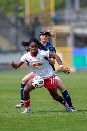 v li Delice Boboy RBL, 17 , Wielle Douma Wianda Ellen Geertruida Douma, TSG, 13 , duel, duel scene, duel, tackle, tackling, dynamics, action, action, 17 05 2026, Sinsheim Hoffenheim Germany , Football, Google Pixel Women Bundesliga, TSG 1899 Hoffenheim RB Leipzig, DFB DFL REGULATIONS PROHIBIT ANY USE OF PHOTOGRAPHS AS IMAGE SEQUENCES AND OR QUASI VIDEO xozx
