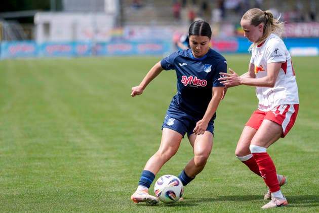 v li Naomi Luyet TSG, 7 , Nikoline Hougaard Dudek RBL, 24 , duel, duel, tackle, tackling, dynamics, action, action, 17 05 2026, Sinsheim Hoffenheim Germany , Football, Google Pixel Women Bundesliga, TSG 1899 Hoffenheim RB Leipzig, DFB DFL REGULATIONS PROHIBIT ANY USE OF PHOTOGRAPHS AS IMAGE SEQUENCES AND OR QUASI VIDEO xozx