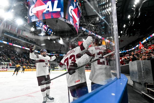ZURICH, SWITZERLAND MAY 17 Rudolfs Balcers of Latvia R celebrates his goal during the 2026 IIHF Ice Hockey World Championship Switzerland game between Germany and Latvia at Swiss Life Arena on May 17, 2026 in Zurich, Zurich Zurich Swiss Life Arena Zurich Switzerland Copyright: xJustPictures.ch AndreaxBrancax jp-en-EuSpIm-JP7_ANB_Ger_Lat_17052026_4456