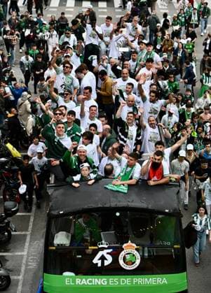 Racing Santander celebrates with its fans its promotion to the First Division Celebration of Racing Santanders promotion to the First Division of LaLiga, on May 17, 2026, in Santander, Cantabria Spain Players, coaching staff and management have toured the city aboard an open-top double-decker bus to share the promotion with thousands of fans 17 MAY 2026 RACING SANTANDER FUTBOL PRIMERA DIVISIÓN ASCENSO CANTABRIA LIGA Santander Cantabria Santander Cantabria Cantabria Spain  Copyright: xNachoxCuberox 7530495