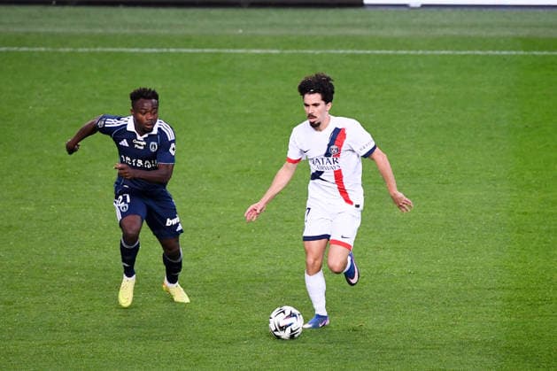 Paris FC v Paris Saint-Germain - Ligue 1 McDonald s 2025 2026 17 VITINHA (psg) during the Ligue 1 McDonald s match between Paris FC and Paris SG at Stade Jean Bouin on May 17, 2026 in Paris, France. Paris France  Copyright: xFEPx 776348394
