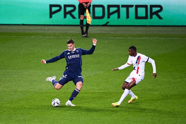 Paris FC v Paris Saint-Germain - Ligue 1 McDonald s 2025 2026 42 Diego COPPOLA (pfc) - 10 Ousmane DEMBELE (psg) during the Ligue 1 McDonald s match between Paris FC and Paris SG at Stade Jean Bouin on May 17, 2026 in Paris, France. Paris France  Copyright: xFEPx 776348394