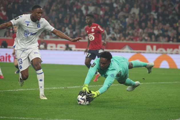 FOOTBALL : LOSC Lille vs Auxerre - Ligue 1 J34 - 17 05 2026 ArrÃªt de Donovan LEON (AJ Auxerre) lors du match LOSC Lille vs Auxerre, Ligue 1 J34, Decathlon Arena stade Pierre Mauroy, le 17 mai 2026 - photo Laurent Sanson PsnewZ  Copyright: xLaurentxSANSONx xPsnewZx