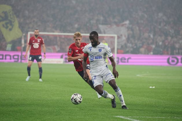 FOOTBALL : LOSC Lille vs Auxerre - Ligue 1 J34 - 17 05 2026 Elisha OWUSU (AJ Auxerre) lors du match LOSC Lille vs Auxerre, Ligue 1 J34, Decathlon Arena stade Pierre Mauroy, le 17 mai 2026 - photo Laurent Sanson PsnewZ  Copyright: xLaurentxSANSONx xPsnewZx
