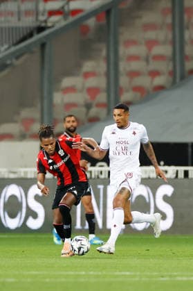 OGC Nice v FC Metz - Ligue 1 McDonald s 2025 2026 06 Hicham BOUDAOUI (ogcn) - 05 Jean-Philippe GBAMIN (fcm) during the Ligue 1 McDonald s match between Nice and Metz at Allianz Riviera on May 17, 2026 in Nice, France. Nice France  Copyright: xFEPx 776348395