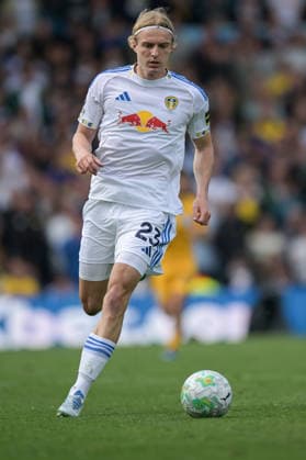 Leeds United v Brighton & Hove Albion - Premier League Sebastiaan Bornauw of Leeds United during the Premier League match between Leeds United and Brighton and Hove Albion at Elland Road, Leeds, on May 17, 2026. Leeds West Yorkshire United Kingdom  Copyright: xMIxNewsx originalFilename:fletcher-leedsuni260517_nppff.jpg