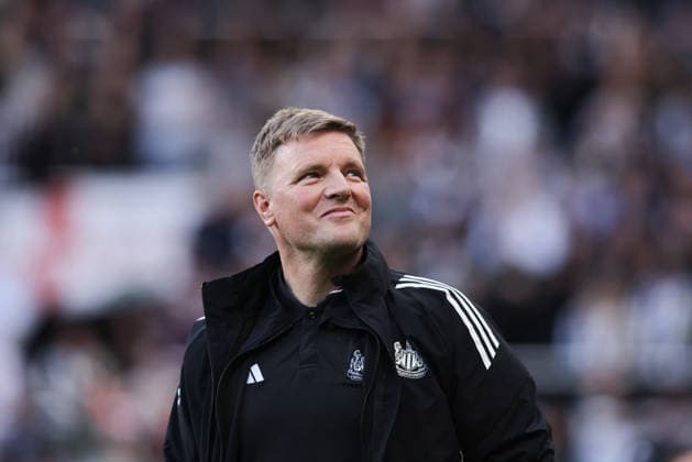 Newcastle United v West Ham United - Premier League Eddie Howe, Manager of Newcastle United, smiles during the Premier League match between Newcastle United and West Ham United at St. James s Park in Newcastle, United Kingdom, on May 17, 2026. Newcastle Tyne and Wear United Kingdom  Copyright: xMIxNewsx originalFilename:fletcher-newcastl260517_npZoa.jpg