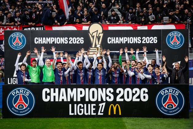 May 17, 2026, Paris, France, France: Paris Saint-Germain players celebrate the first place in the 2025-26 French Ligue 1 championship with the trophy during the Ligue 1 match between Paris FC andParis Saint-Germain (PSG) at Jean-Bouin Stadium on May 17, 2026 in Paris, France. Paris FC V Paris Saint-Germain - Ligue 1  - ZUMAm308 20260517_zsp_m308_002 Copyright: xMatthieuxMirvillex