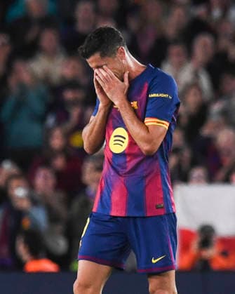 ESP LaLiga EA Sports Barcelona FC v Real Betis Robert Lewandowski of Barcelona is leaving the club during LaLiga EA Sports, between Barcelona FC v Real Betis played at Spotify Camp Nou Stadium in Barcelona on May 17th, 2026 in Spain Valencia Spain Futbol Copyright: xPacoxLargox xAgenciaxLOFx