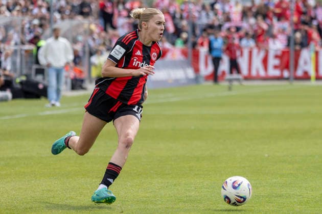 Google Pixel Womens Bundesliga Eintracht Frankfurt 1 FC Union Berlin, 17 05 2026 Laura Freigang Eintracht Frankfurt 10 on the ball, clipping, portrait portrait, Eintracht Frankfurt 1 FC Union Berlin, Frankfurt, Stadion am Brentanobad, 17 5 2026 Copyright: xBEAUTIFULxSPORTS Gawlikx