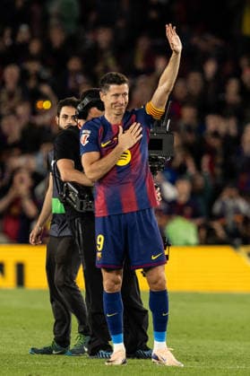May 17, 2026, Barcelona, Barcelona, Spain: BARCELONA, SPAIN - MAY 17: Robert Lewandowski of FC Barcelona, Barca waves to fans during his farewell following the LaLiga EA Sports match between FC Barcelona and Real Betis at Spotify Camp Nou on May 17, 2026 in Barcelona, Spain. Barcelona Spain - ZUMAs316 20260517_znp_s316_111 Copyright: xMartixSeguraxRamonedax