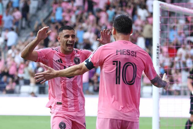 MIAMI, FL - MAY 17: Inter Miami CF forward German Berterame (19) smiles after his goal and Inter Miami CF midfielder Leo Messi (10) with the assist in the first half during the match between the Portland Timbers and Inter Miami CF on Sunday, May 17, 2026 at Nu Stadium in Miami, FL. (Photo by Peter Joneleit Icon Sportswire) SOCCER: MAY 17 MLS, Fussball Herren, USA Inter Miami CF vs Portland Timbers EDITORIAL USE ONLY Icon2605017046