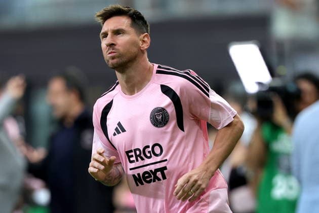 MLS, Fussball Herren, USA - Inter Miami vs Portland Timbers Lionel Messi of Inter Miami warms up before the MLS game between Inter Miami and Portland Timbers at Nu Stadium in Miami, Florida, USA, 17 May 2026. MIAMI FLORIDA United States  Copyright: xCRISTOBALxHERRERA-ULASHKEVICHx