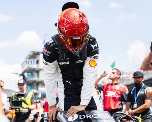 May 17, 2026, Speedway, Indiana, USA: MICK SCHUMACHER, driver of the No. 47 Honda for Rahal Letterman Lanigan Racing, climbs into his car during qualifying for the 110th Indianapolis 500 at Indianapolis Motor Speedway. IndyCar, Indy Car, IRL, USA 2026: Indy 500 Qualifying  - ZUMAw173 20260517_zsp_w173_045 Copyright: xLukexWelshx