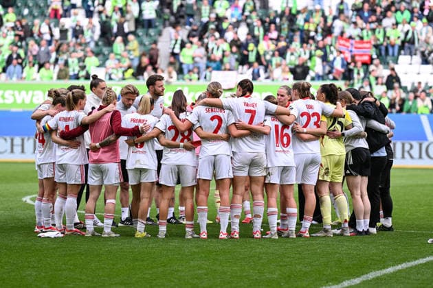 Soccer I Women I Season 2025 2026 I Bundesliga I Matchday 26 I VfL Wolfsburg 1 FC Nürnberg I 17 05 2026 Players from 1 FC Nürnberg form a team circle at the end of the match Wolfsburg Volkswagen Arena Niedersachsen Germany Copyright: xLobeca InesxHähnelx