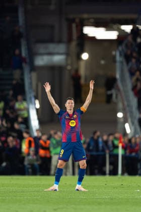(260518) -- BARCELONA, May 18, 2026 -- Robert Lewandowski of Barcelona bids farewell to the fans after La Liga football match between FC Barcelona, Barca and Real Betis in Barcelona, Spain, on May 17, 2026. (Photo by Xinhua) (SP)SPAIN-BARCELONA-FOOTBALL-LA LIGA-BARCELONA VS REAL BETIS JoanxGosa 