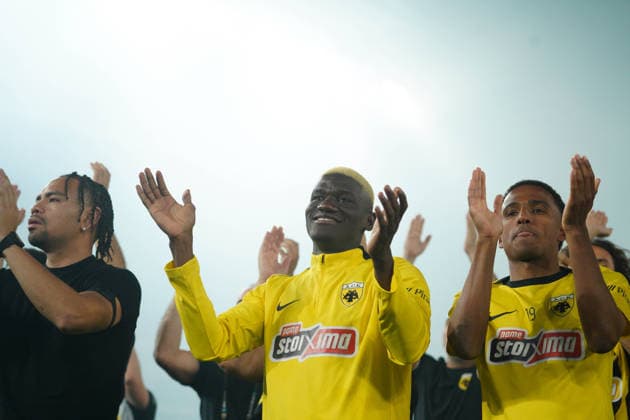 Trophy Presentation Ceremony For Winning The Greek Super League Championship AEK players celebrate during the trophy presentation ceremony for winning the Greek Super League championship at the Allwyn Arena on May 17, 2026. Athens Greece  Copyright: xGiorgosxArapekosx originalFilename:arapekos-notitle260517_np83s.jpg