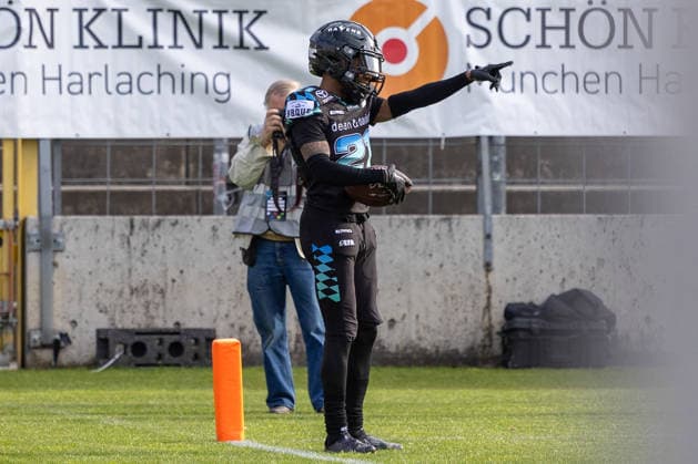 Bijon Harris (Munich Ravens, 21)Jubel, Celebration, Freude, Emotion, FeierMunich Ravens vs Raiders Tirol, American Football, European Football Alliance (EFA), Week 1, 2026, 17.05.2026, Munich Grünwalder Stadion Munich Germany Copyright: xFootxBowl BjörnxKeckerx