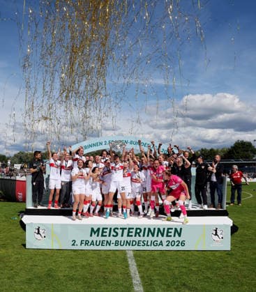 Sand , Soccer 2 Bundesliga , SC Sand vs VfB Stuttgart Women , Award ceremony VfB Meisterschale