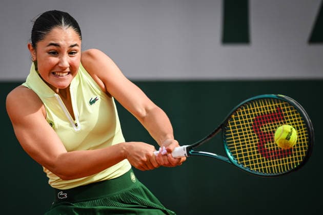 May 18, 2026, Paris, France, France: Eleejah INISAN of France during the first qualifying day of the Roland-Garros 2026, French Open 2026, Grand Slam tennis tournament at Roland-Garros Stadium on May 18, 2026 in Paris, France. Roland Garros 2026 - Qualifying Day 1  - ZUMAm308 20260518_zsp_m308_004 Copyright: xMatthieuxMirvillex