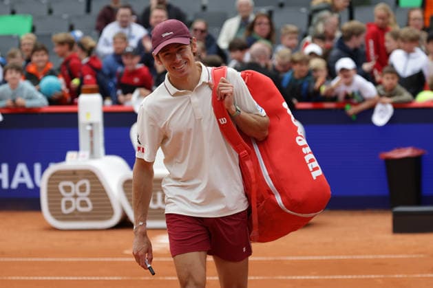 2026 05 18, xFSx, Bitpanda Open Hamburg ATP500, Mens Tennis Tournament in Hamburg , Am Rothembaum in Hamburg , Alex De Minaur AUS smiles after his victory against Francisco Cerundolo ARG Copyright: HMBxMedia FernandoxSoares