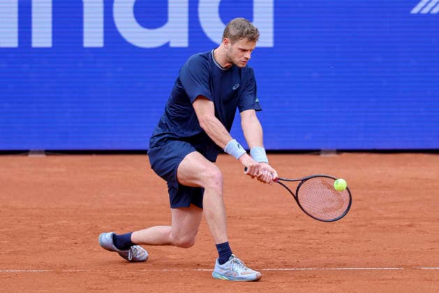 Yannick Hanfmann Germany controls the ball, Bitpanda Hamburg Open, Bitpanda Hamburg Open, Rothenbaum on May 18, 2026 in Hamburg, Germany Photo by Marco Steinbrenner DeFodi Images Yannick Hanfmann Germany controls the ball, Bitpanda Hamburg Open, Bitpanda Hamburg Open, Rothenbaum, May 18, 2026 in Hamburg, Germany Photo by Marco Steinbrenner DeFodi Images