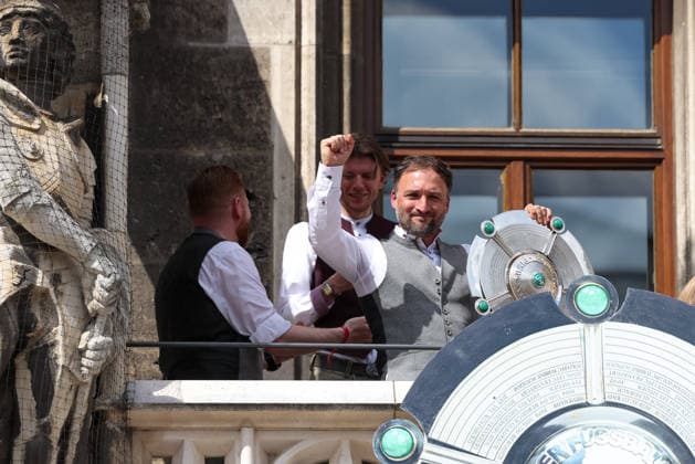 Football, Women, FC Bayern Munich, Championship celebration on Marienplatz