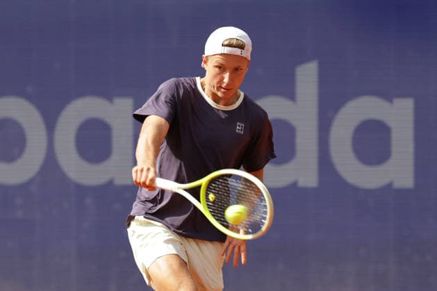 2026 05 18, xFSx, Bitpanda Open Hamburg ATP500, Mens Tennis Tournament in Hamburg , Am Rothembaum in Hamburg , Max Schoenhaus GER plays a backhand Copyright: HMBxMedia FernandoxSoares