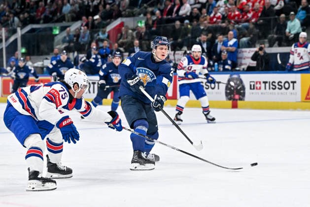 ZURICH, SWITZERLAND MAY 18 Patrik Puistola of Finland takes a shot during the 2026 IIHF Ice Hockey World Championship Switzerland game between Finland and USA at Swiss Life Arena on May 18, 2026 in Zurich, Zurich Zurich Swiss Life Arena Zurich Switzerland Copyright: xJustPictures.ch AndreaxBrancax jp-en-EuSpIm-JP7_ANB_Fin_USA_18052026_8943