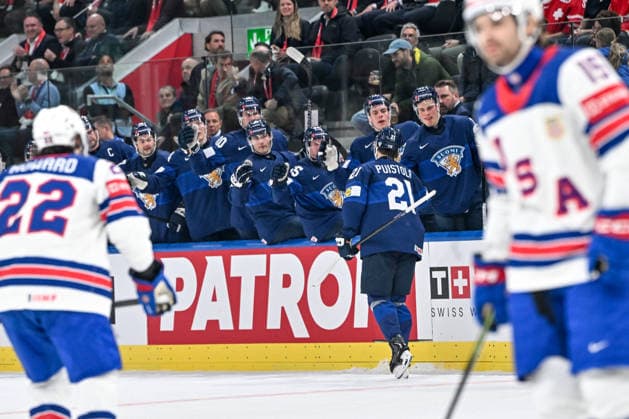 ZURICH, SWITZERLAND MAY 18 Patrik Puistola of Finland celebrates his goal during the 2026 IIHF Ice Hockey World Championship Switzerland game between Finland and USA at Swiss Life Arena on May 18, 2026 in Zurich, Zurich Zurich Swiss Life Arena Zurich Switzerland Copyright: xJustPictures.ch AndreaxBrancax jp-en-EuSpIm-JP7_ANB_Fin_USA_18052026_9001