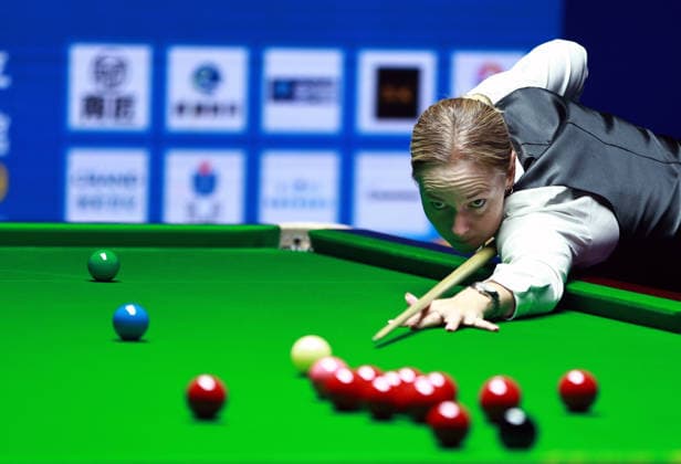 (260518) -- DONGGUAN, May 18, 2026 -- Reanne Evans competes during the semifinal between Reanne Evans of England and Ng On Yee of China s Hong Kong of the 2026 World Women s Snooker Championship in Dongguan, south China s Guangdong Province, May 18, 2026. ) (SP)CHINA-DONGGUAN-SNOOKER-WORLD WOMEN S CHAMPIONSHIP-SEMIFINAL(CN) HuangxGuobao 
