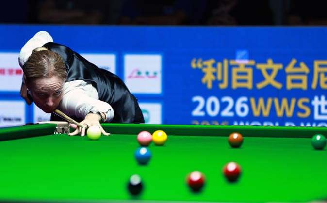 (260518) -- DONGGUAN, May 18, 2026 -- Reanne Evans competes during the semifinal between Reanne Evans of England and Ng On Yee of China s Hong Kong of the 2026 World Women s Snooker Championship in Dongguan, south China s Guangdong Province, May 18, 2026. ) (SP)CHINA-DONGGUAN-SNOOKER-WORLD WOMEN S CHAMPIONSHIP-SEMIFINAL(CN) HuangxGuobao 