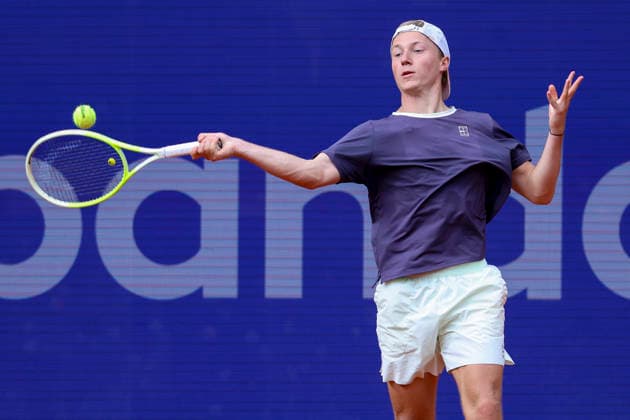 Max Schoenhaus Germany controls the ball, Bitpanda Hamburg Open, Bitpanda Hamburg Open, Rothenbaum, May 18, 2026 in Hamburg, Germany Photo by Marco Steinbrenner DeFodi Images Max Schoenhaus Germany controls the ball, Bitpanda Hamburg Open, Bitpanda Hamburg Open, Rothenbaum, May 18, 2026 in Hamburg, Germany Photo by Marco Steinbrenner DeFodi Images