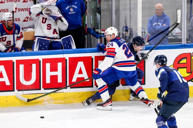 Ice hockey, Eishockey - IIHF WC 2026 ZURICH,SWITZERLAND,18.MAY.26 - ICE HOCKEY - IIHF Ice Hockey World Championship, WM, Weltmeisterschaft 2026, group stage, Finland vs USA. Image shows Mathieu Olivier (USA) and Ville Heinola (FIN).  GEPAxpictures xMaticxKlansek