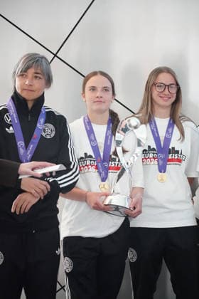 Coach Sabine Loderer, captain Johanna Hebben Germany U17 with trophy and the team at the DFB Campus for the reception of the European champions Frankfurt 18 05 2026 Reception of the U17 European champions at the DFB Campus