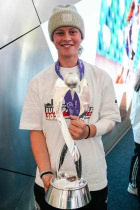 Final goalscorer Marie Kleemann Eintracht Frankfurt, Germany U17 with the European Champions Cup Frankfurt 18 05 2026 Reception for the U17 European champions at the DFB Campus